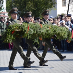 Воинские почести в канун 9 мая 2014 года